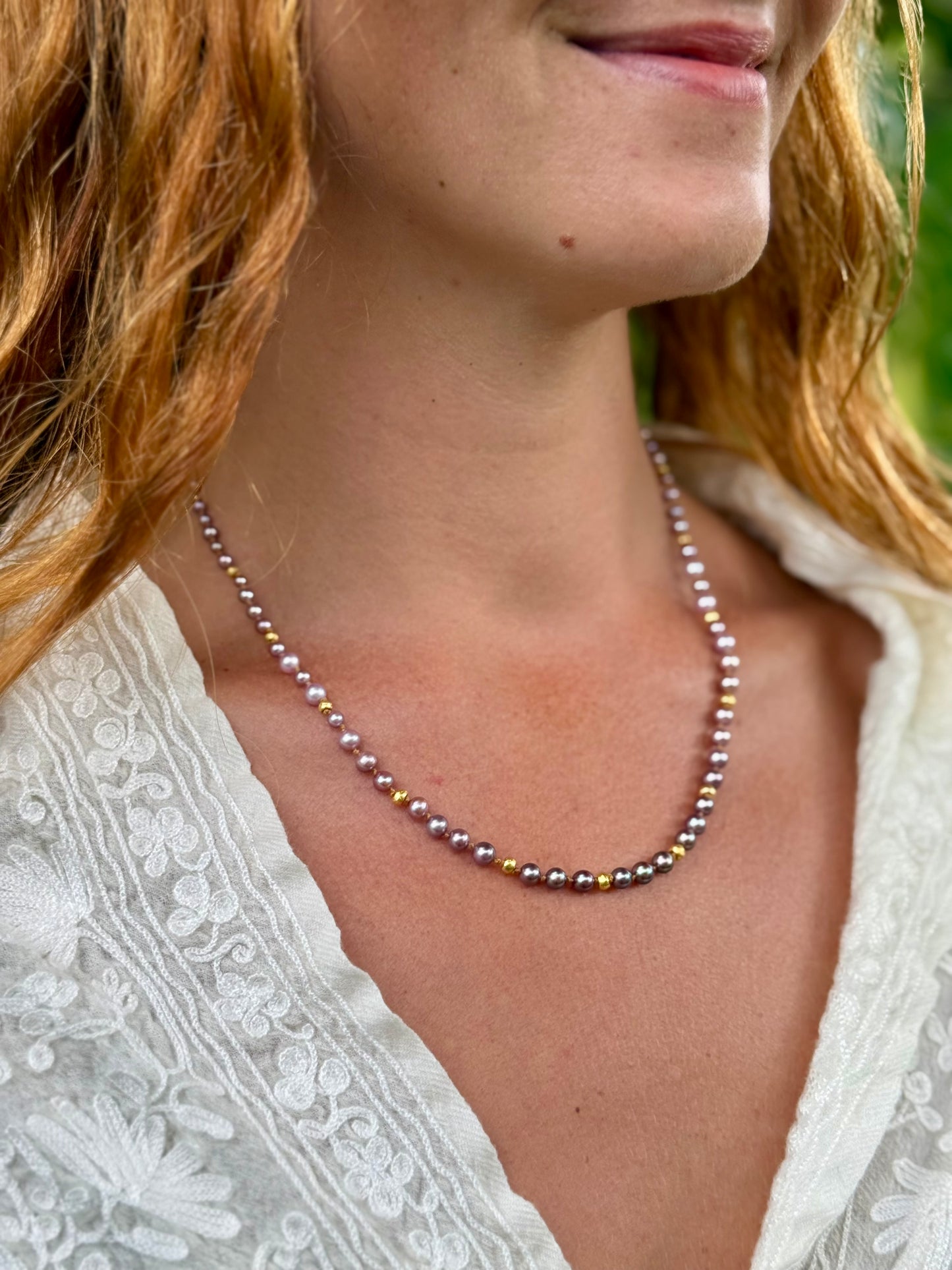 Shaded Purple Pearls & Gold Necklet