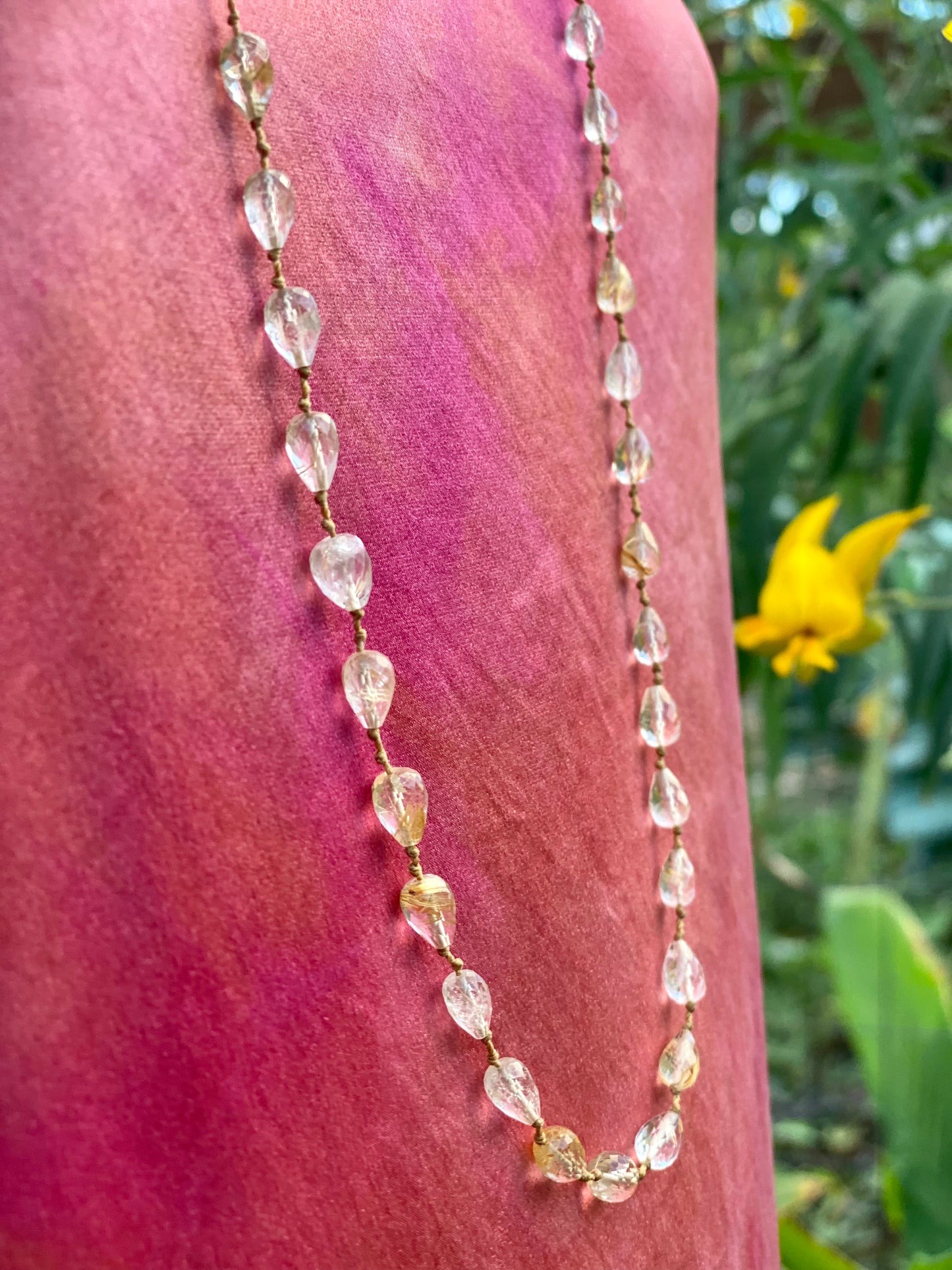 Rutilated Quartz Drop Lei