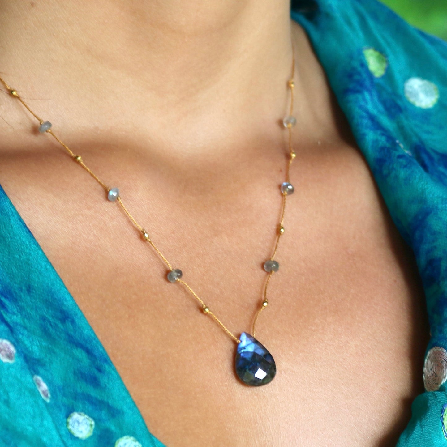 Labradorite Alohi Drop