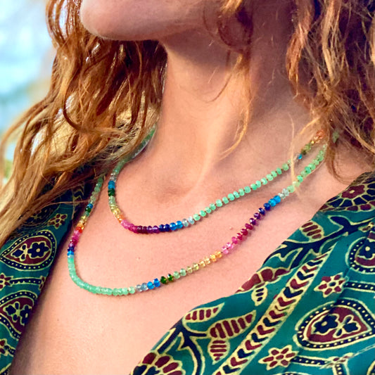 Colombian Emerald Rainbow Lei