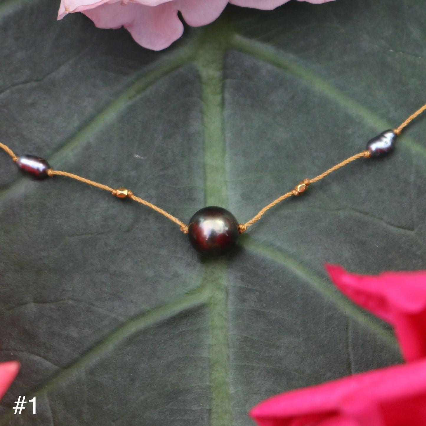 Floating Tahitian Black Pearl Choker Alohi