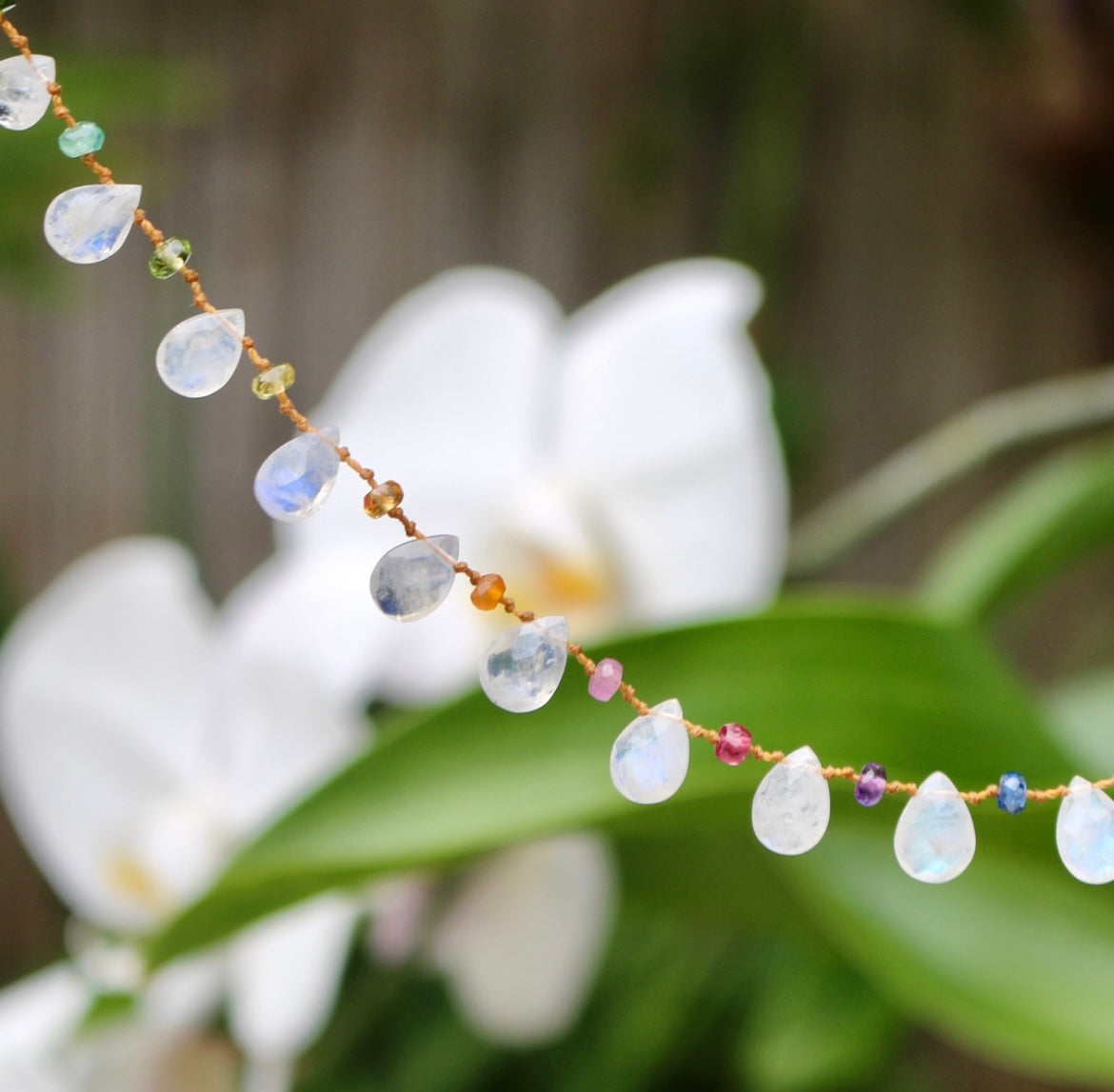 Moonstone & Rainbows Ali'i