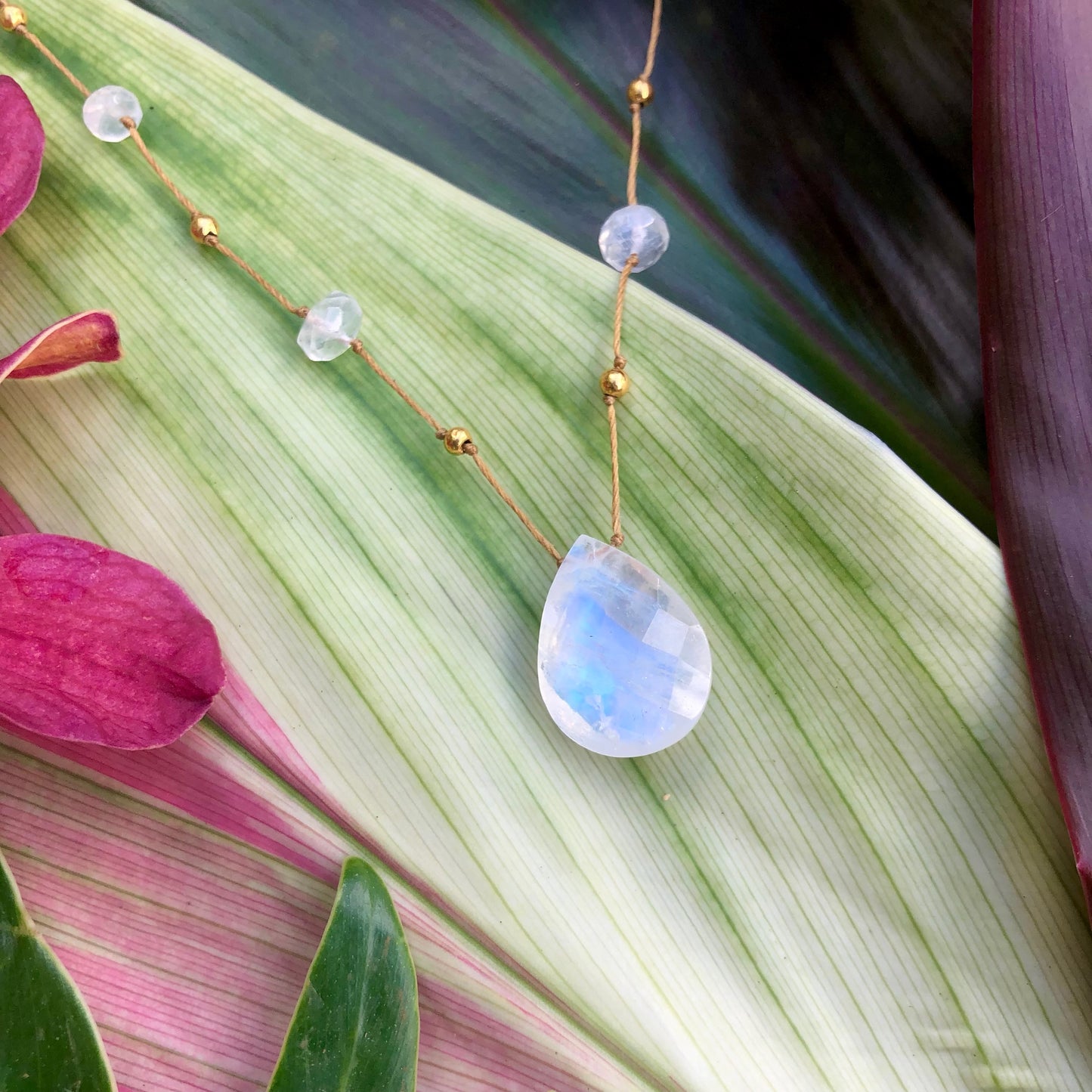 Moonstone Alohi Drop