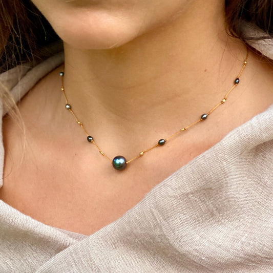Floating Tahitian Black Pearl Choker Alohi