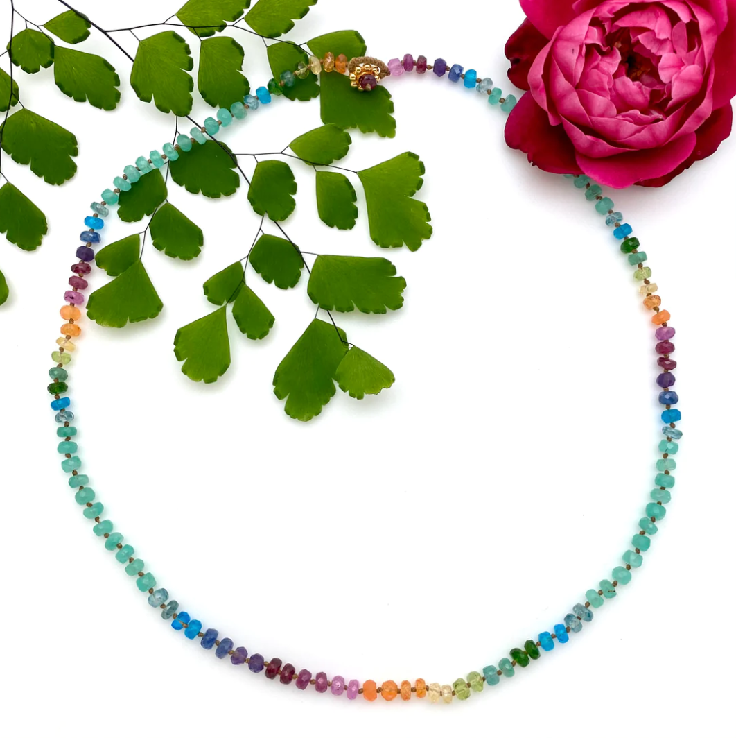 Colombian Emerald Rainbow Lei