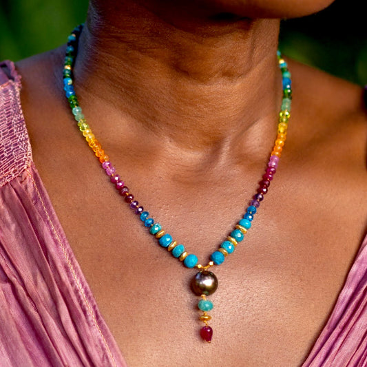 Large Tahitian Pearl with Gold Rainbow Mana