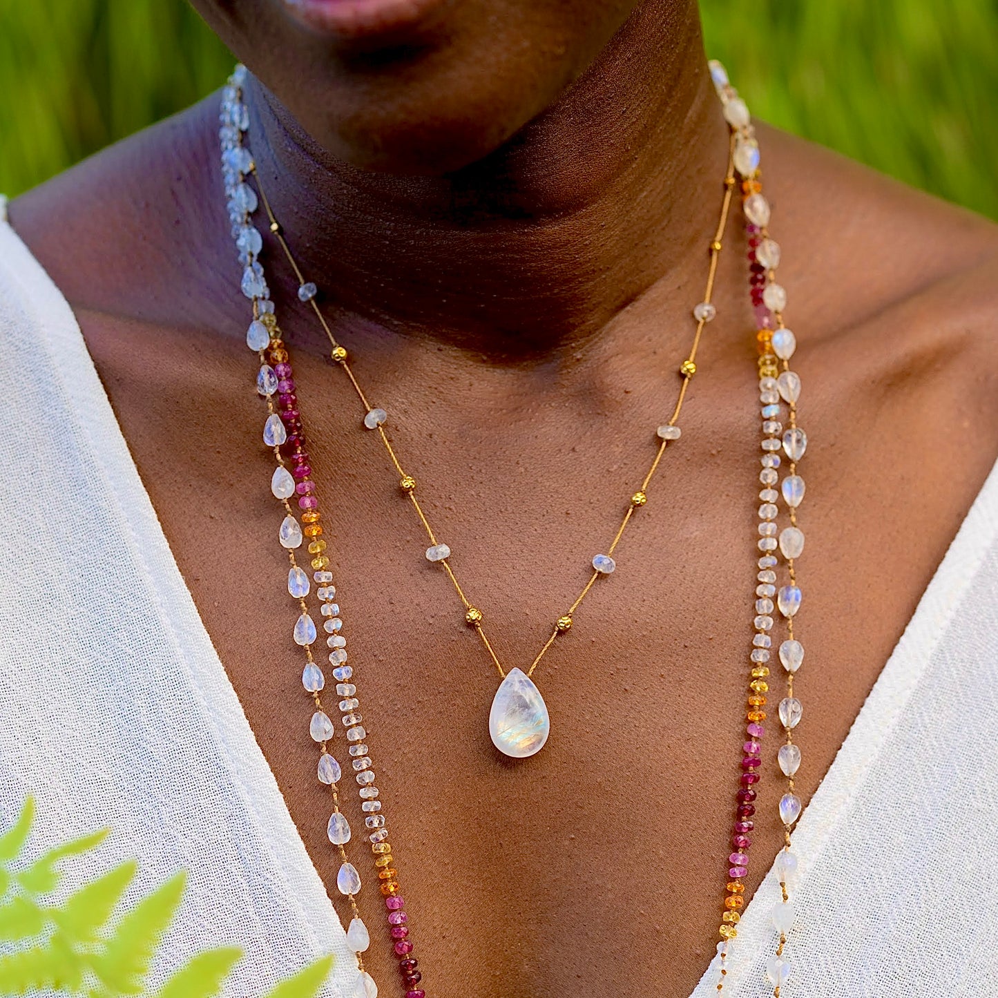 Moonstone Alohi Drop