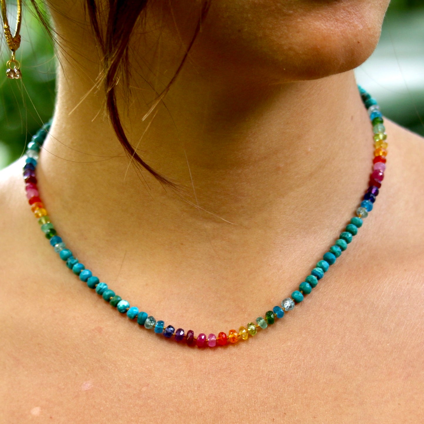 Opalina Choker Rainbow Lei