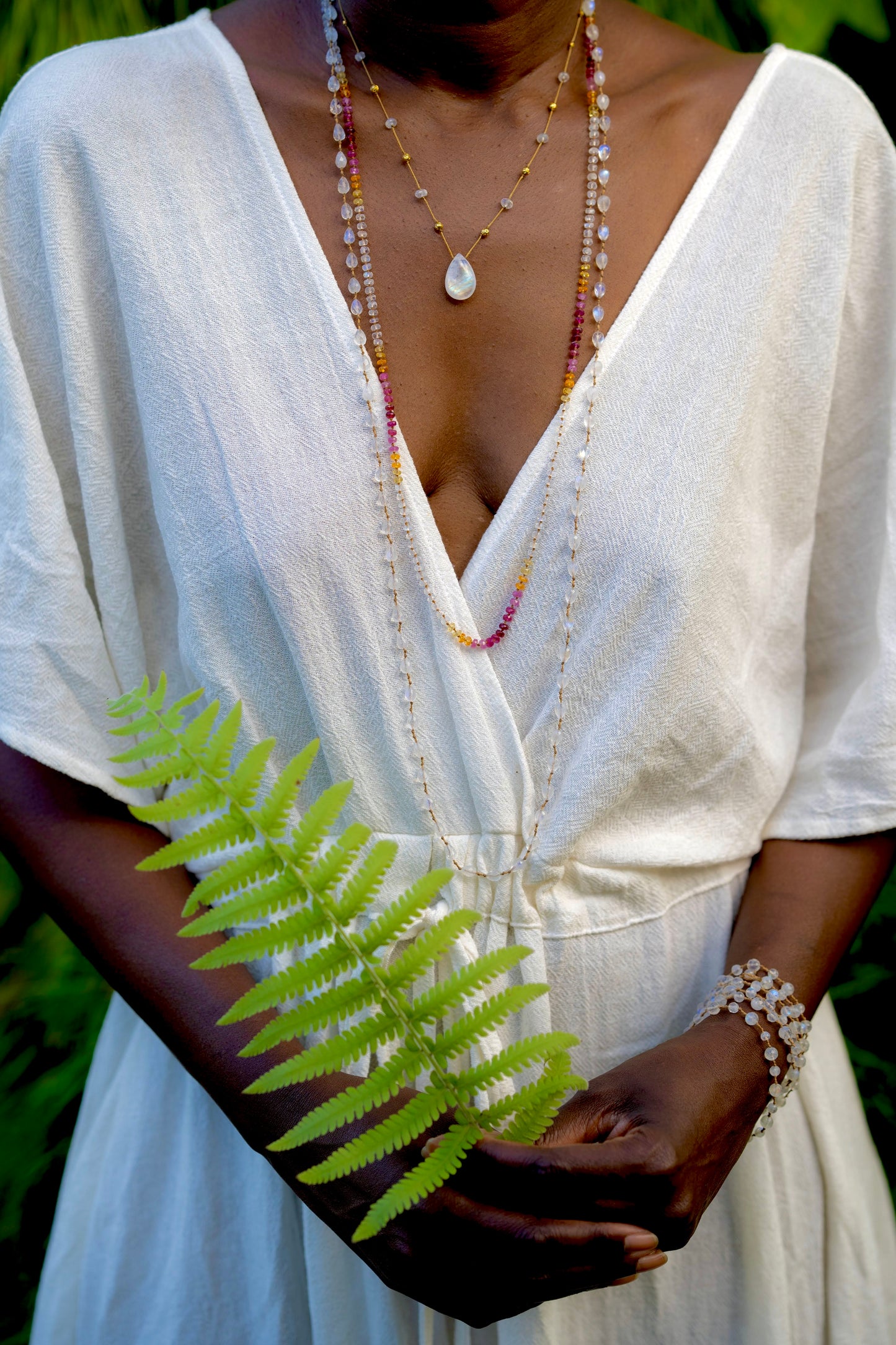 Moonstone Alohi Drop