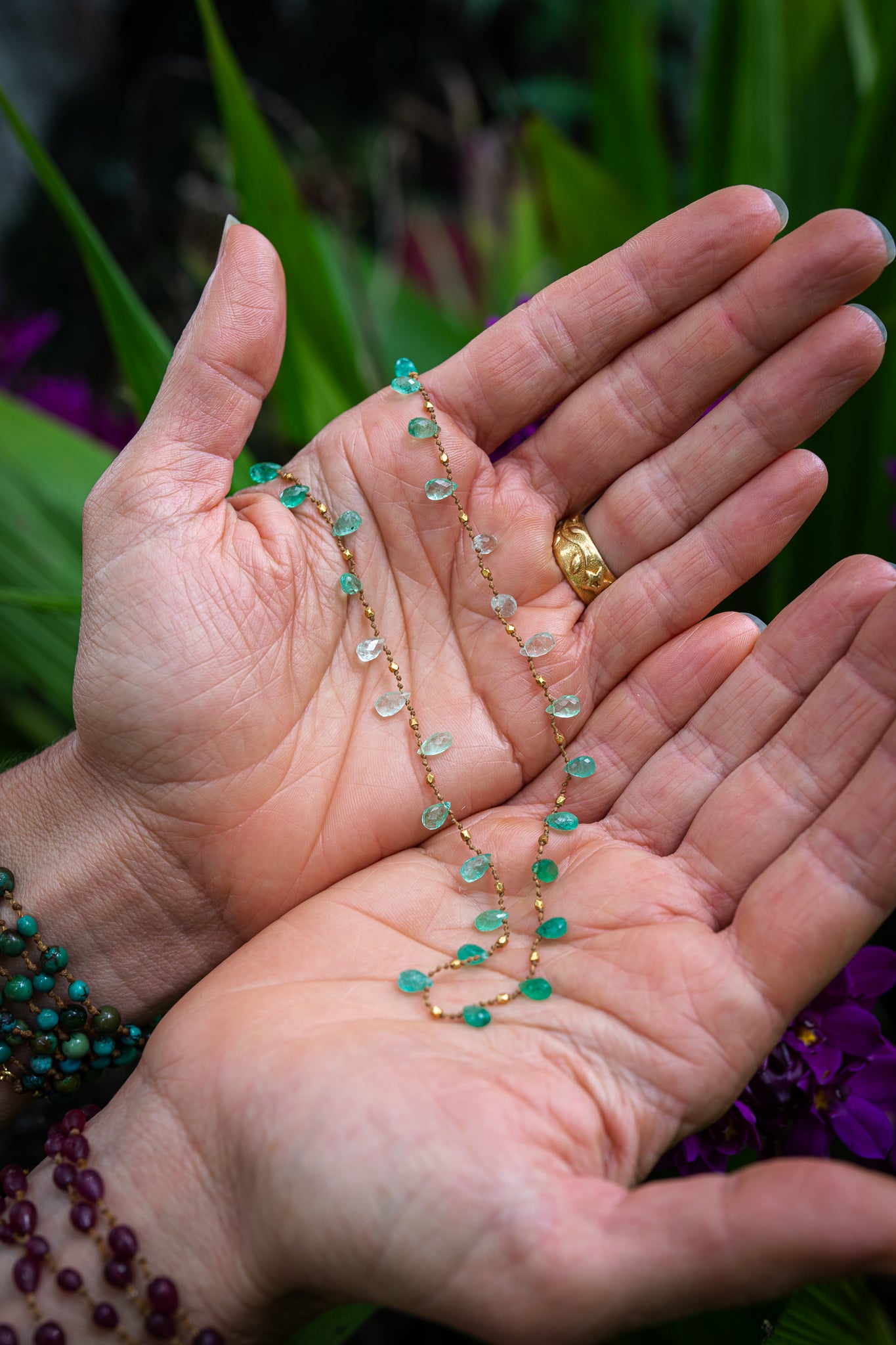 Shaded Colombian Emerald & Gold Ali’i