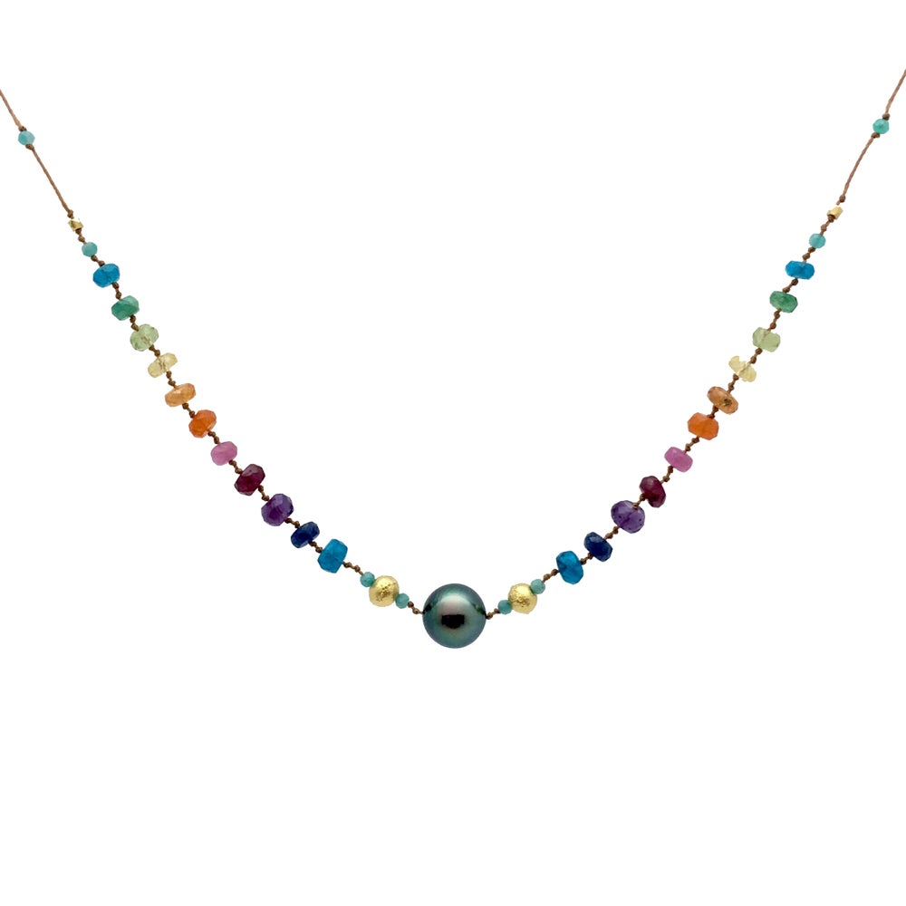 Floating Tahitian Black Pearl & Gold Rainbow Mana