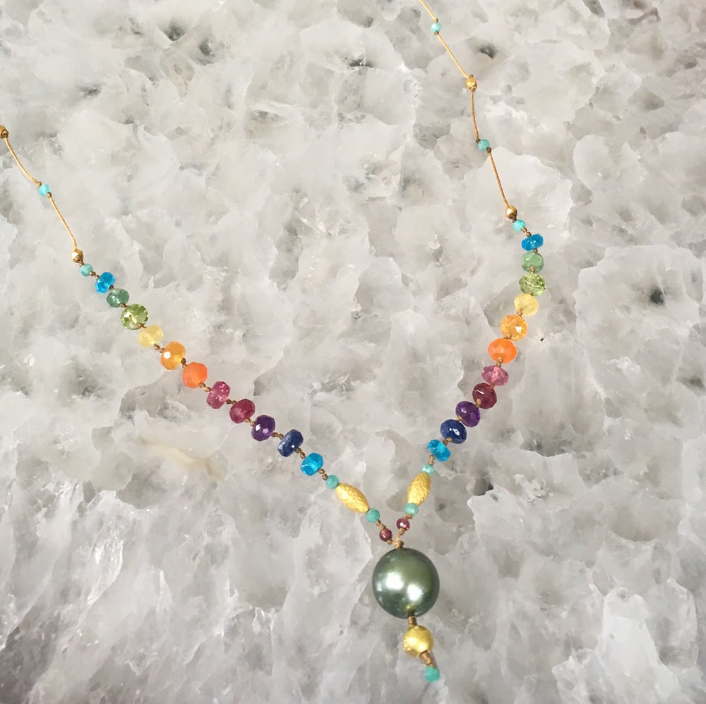 Tahitian Black Pearl & Gold Rainbow Mana