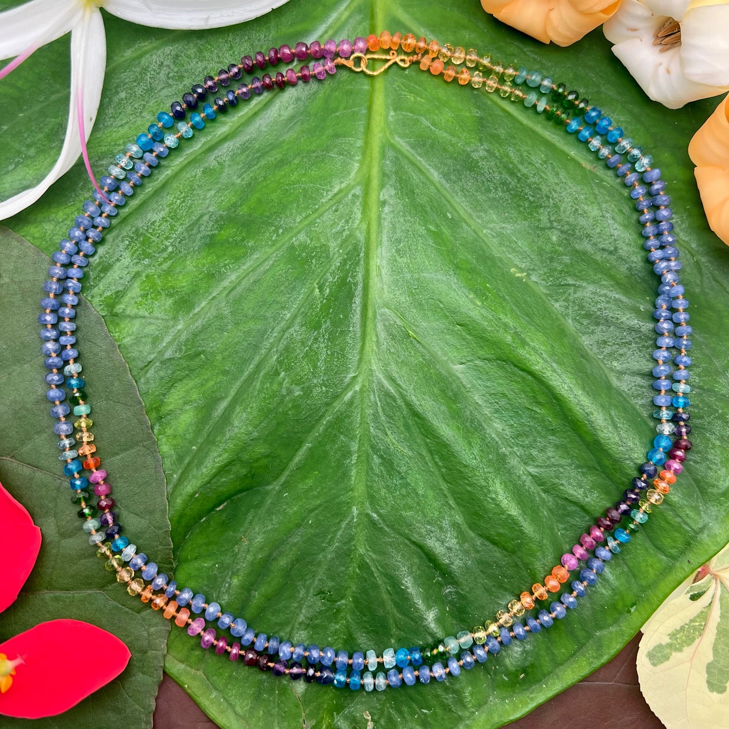 Blue Sapphire Rainbow Lei