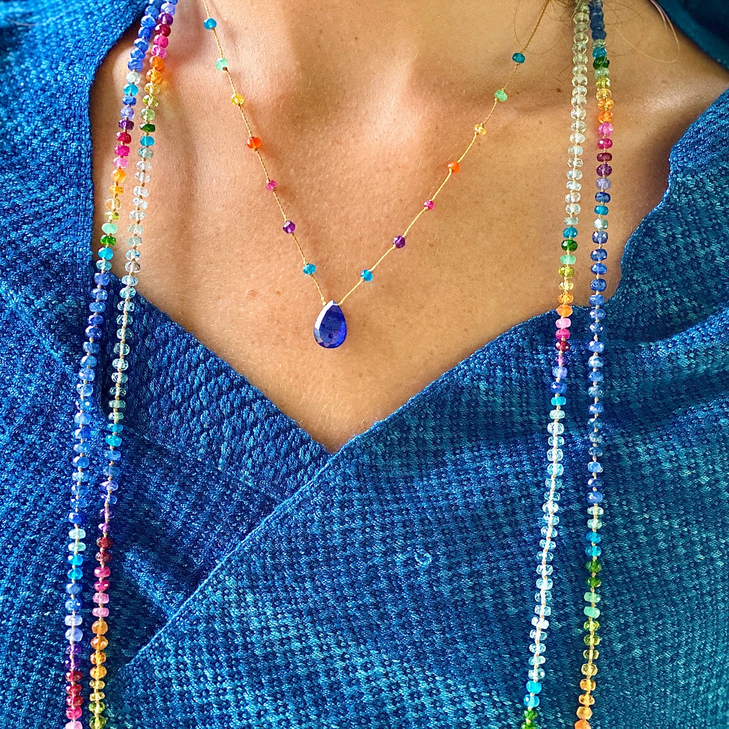 Blue Sapphire Rainbow Lei