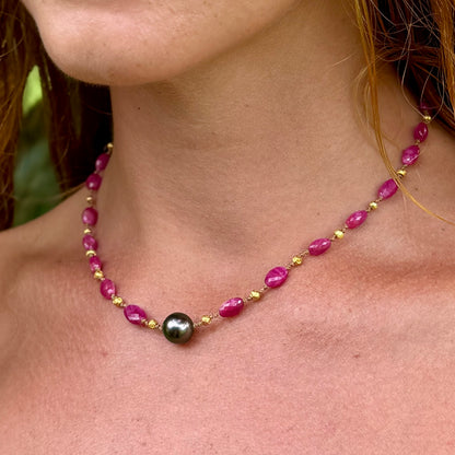 Pink Sapphire Necklet with Tahitian Pearl & Gold