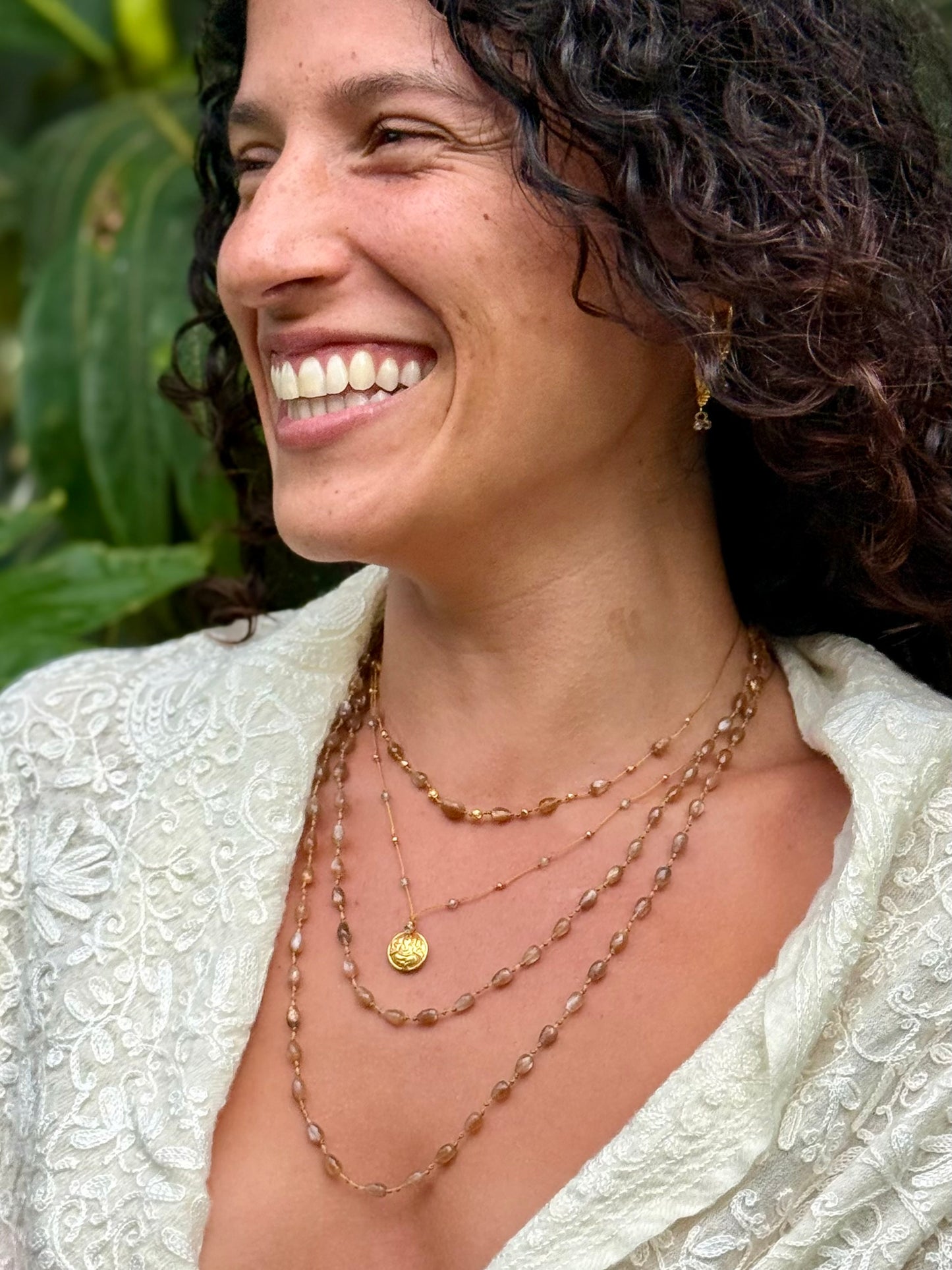 Golden Moonstone Nohie