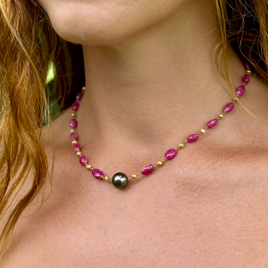 Pink Sapphire Necklet with Tahitian Pearl & Gold