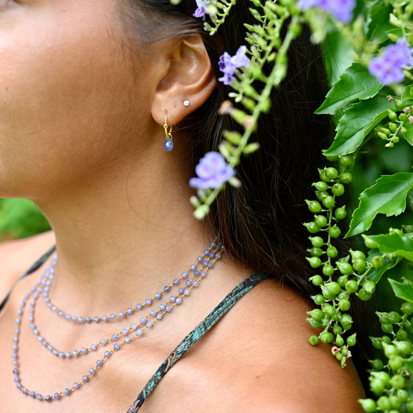 Tiny Tanzanite Long Lei