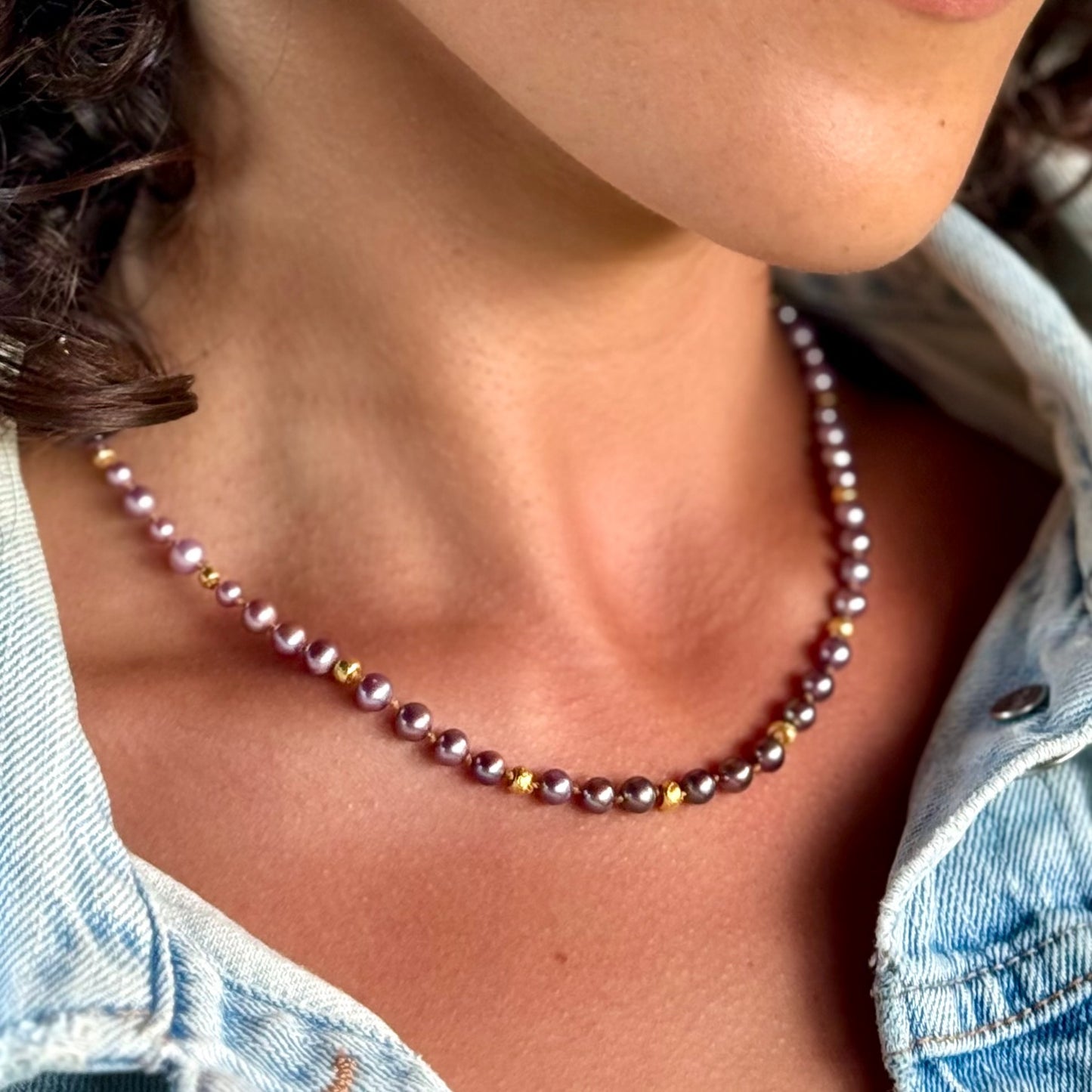 Shaded Purple Pearls & Gold Necklet