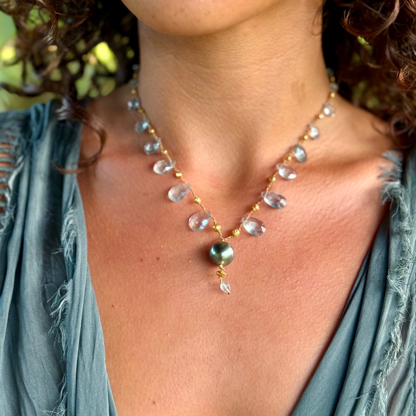 Aquamarine & Tahitian Pearl Ali’i Mana