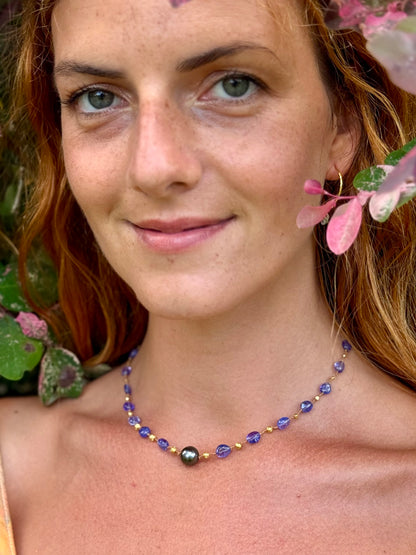 Tanzanite Necklet with Tahitian Pearl & Gold