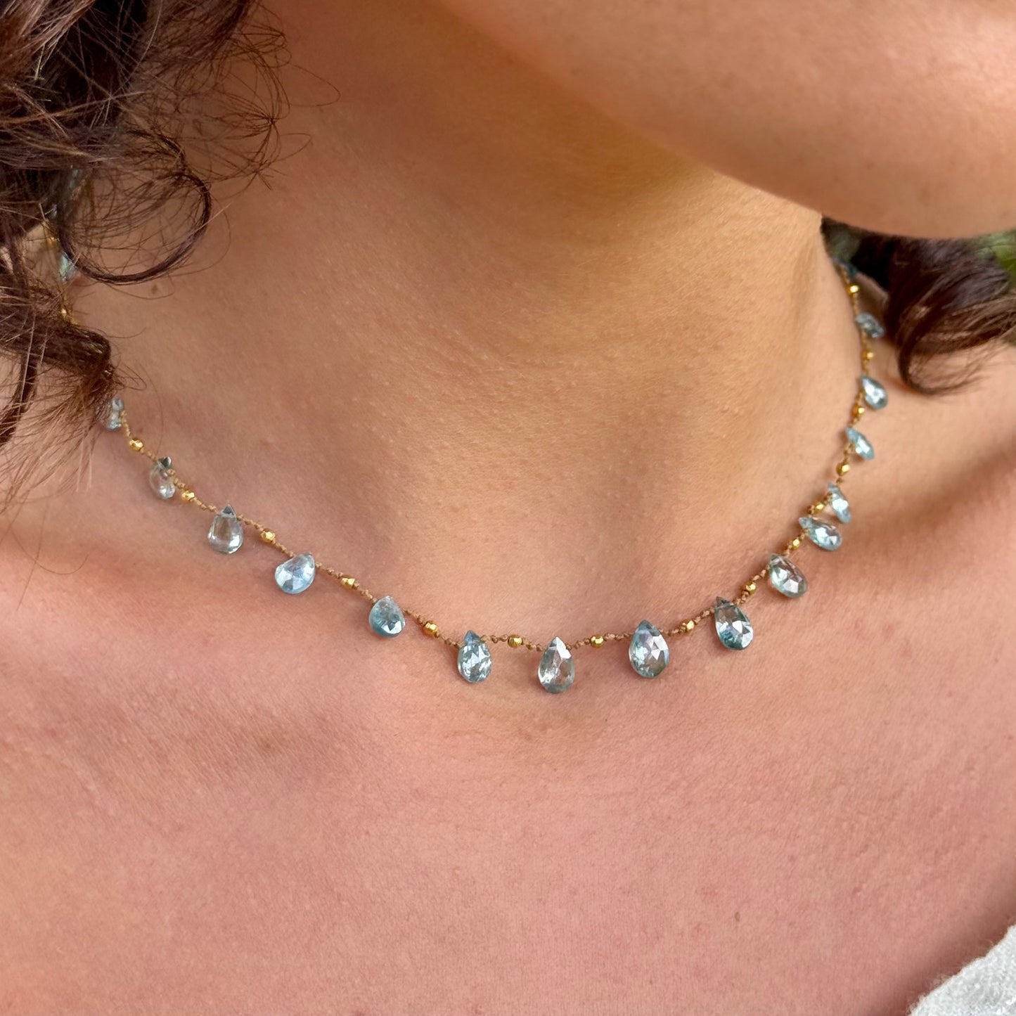 Blue Zircon & Gold Ali'i