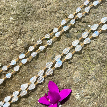 Moonstone Drop Lei