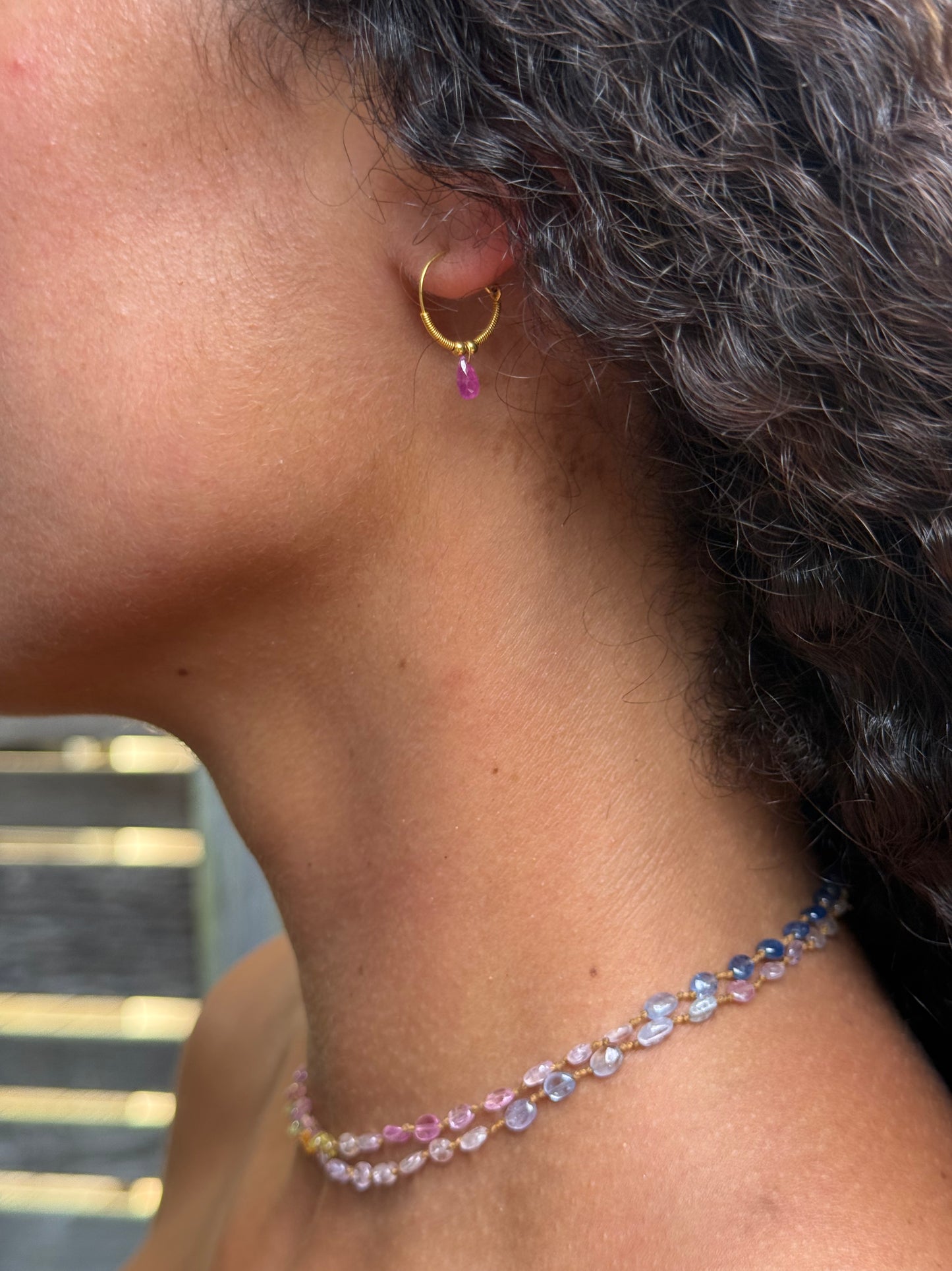 Pastel Sapphire Smooth Oval Lei