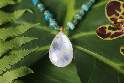 Moonstone with Opalina and Emerald Rainbow Mana